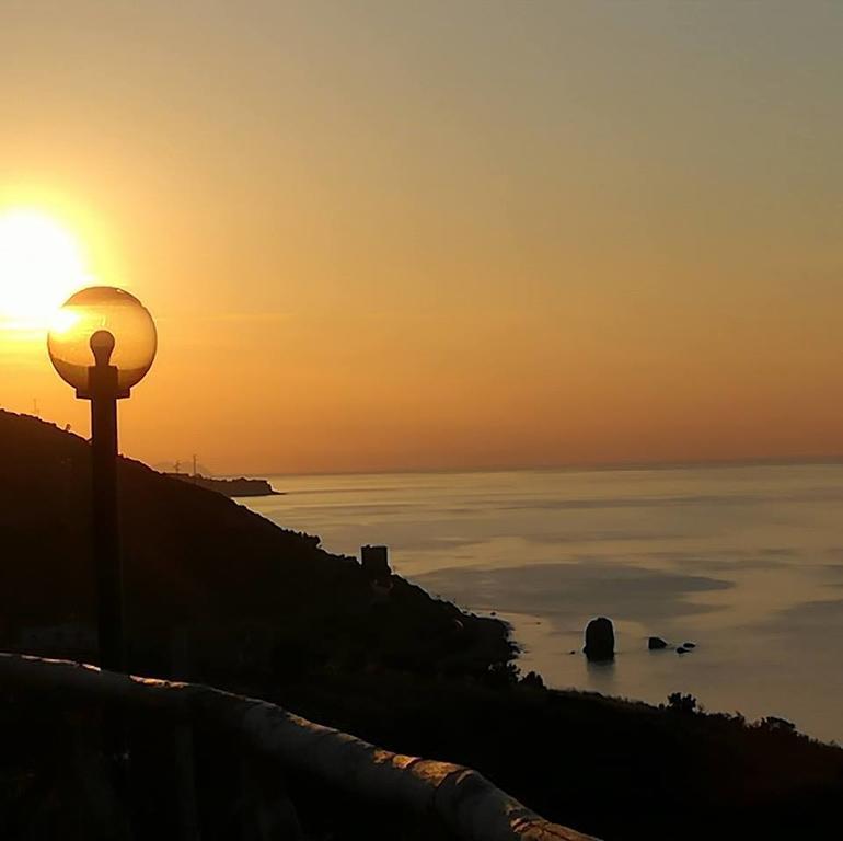 Casa Vacanze Verde Mare Castel di Tusa Esterno foto